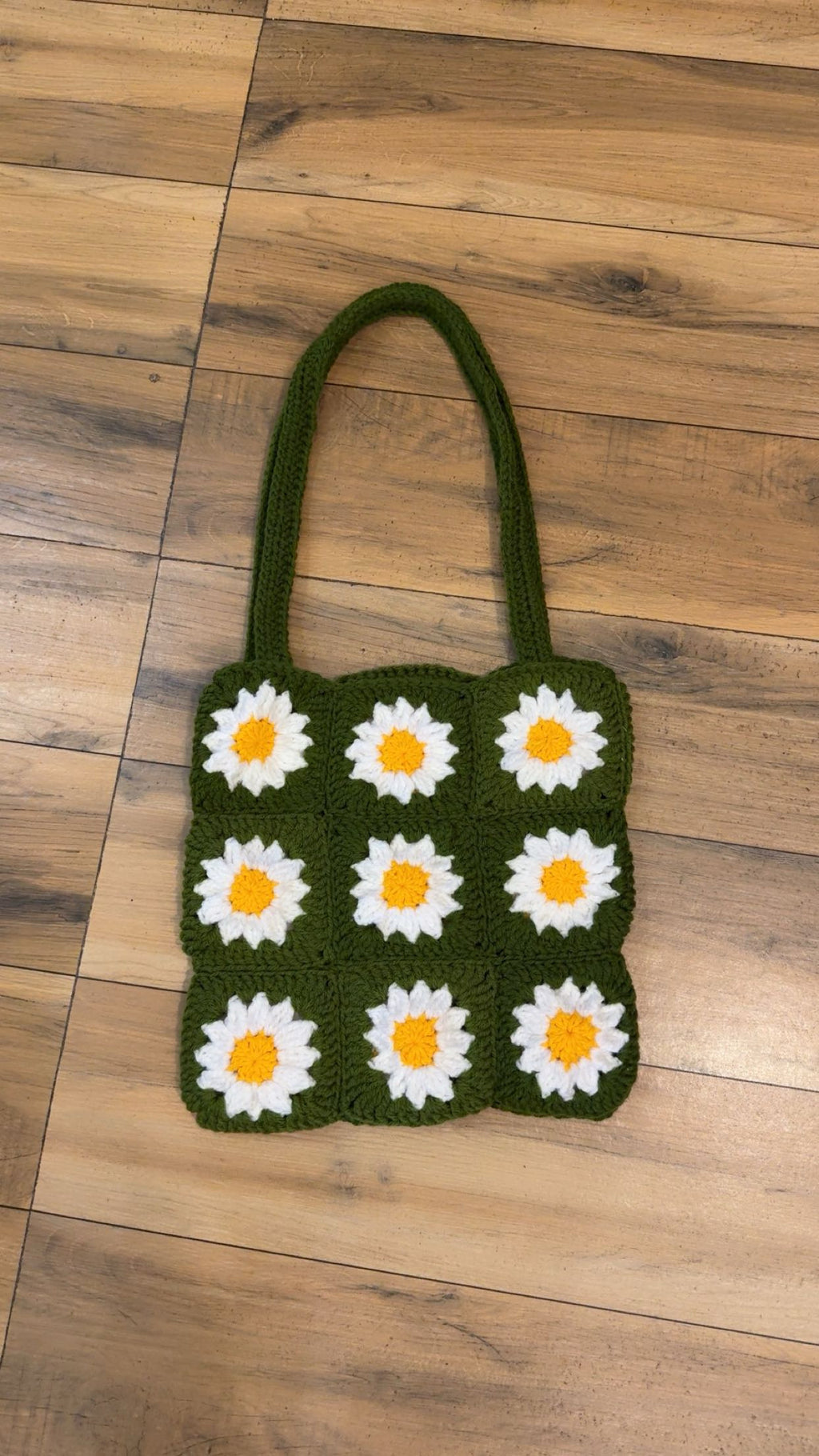 Handmade Crochet Daisy Tote Bag – Green Granny Square Purse