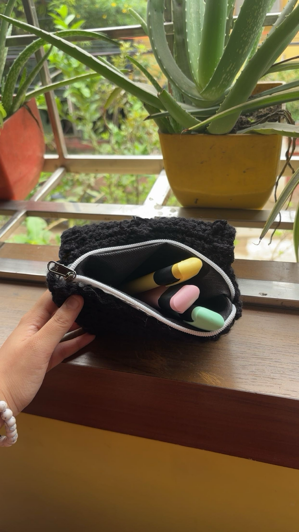Crochet Black Cat Pouch: Handmade Coin Purse Zipper Bag