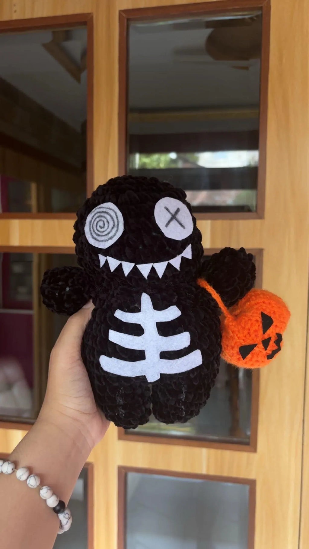 Spooky Monster Plush with Pumpkin Bag – Halloween Crochet Pattern